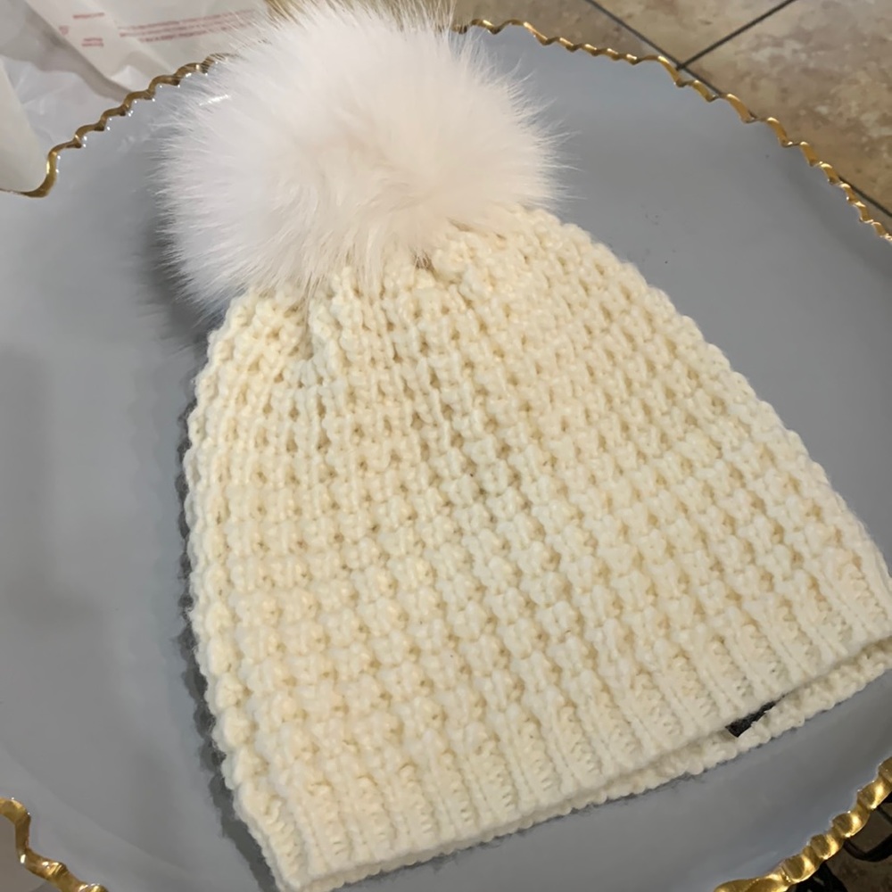 Flawless Faux in our Classic Kyi Kyi Beanie.